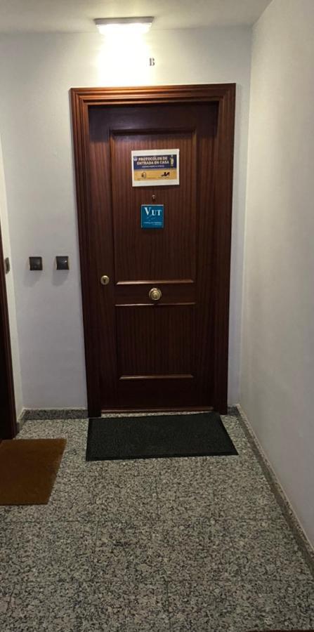Apartamento Isabela Apartment Cangas de Onis Bagian luar foto