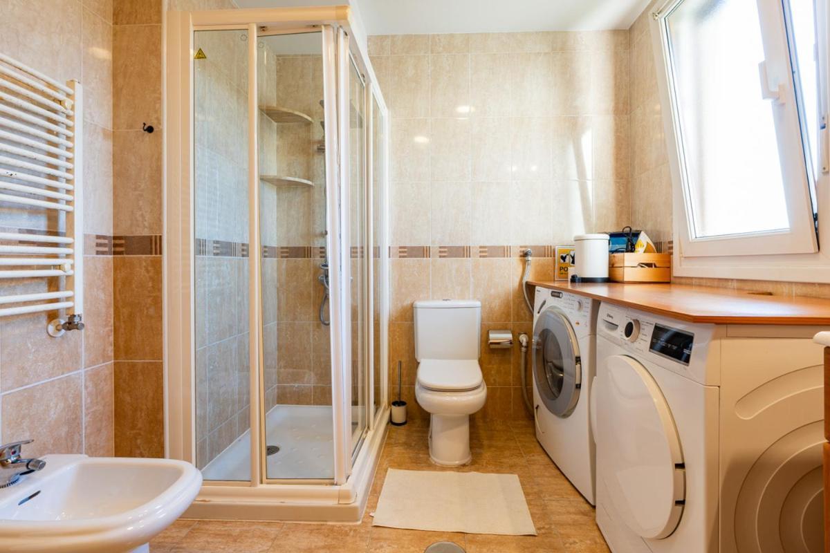 Apartamento Isabela Apartment Cangas de Onis Bagian luar foto