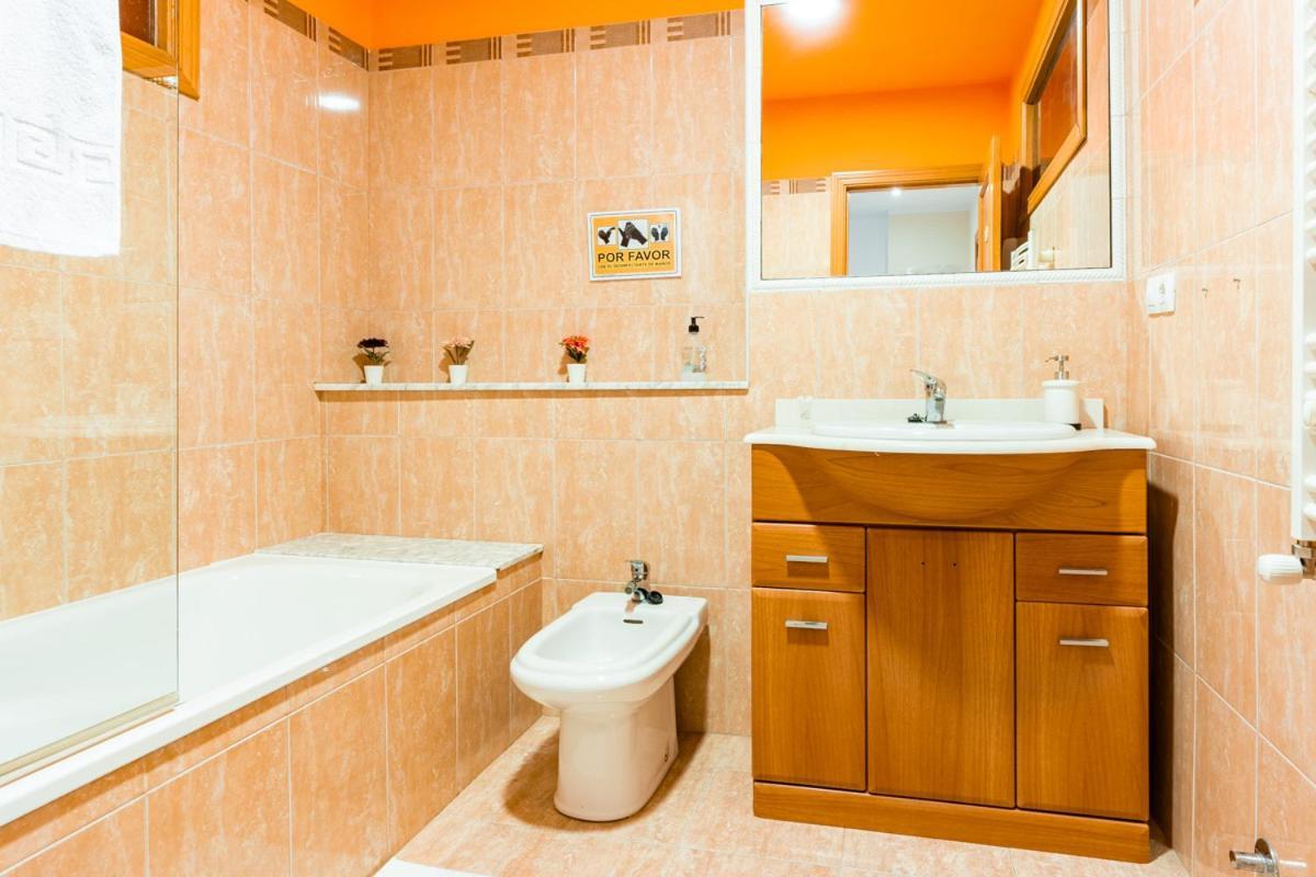 Apartamento Isabela Apartment Cangas de Onis Bagian luar foto