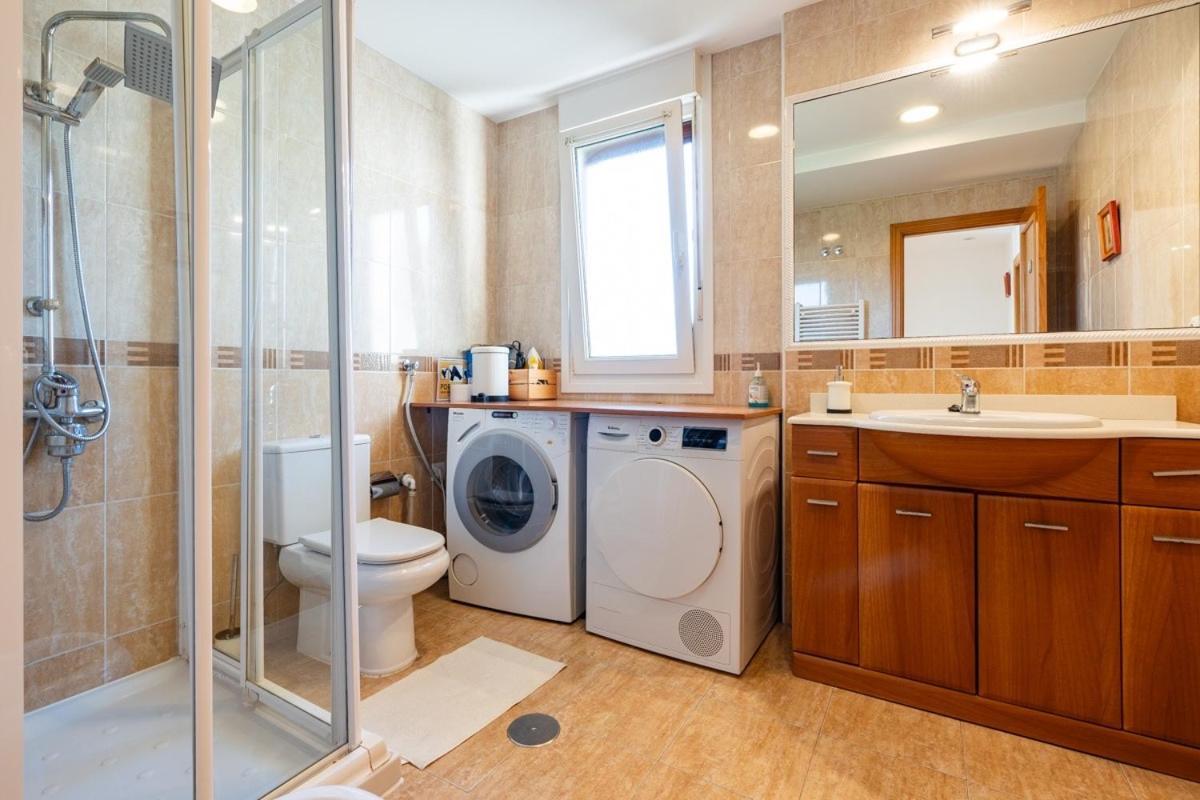 Apartamento Isabela Apartment Cangas de Onis Bagian luar foto